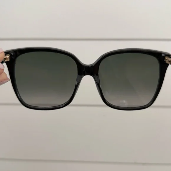 Gucci Women's Black Sunglasses - Picture 9 of 9